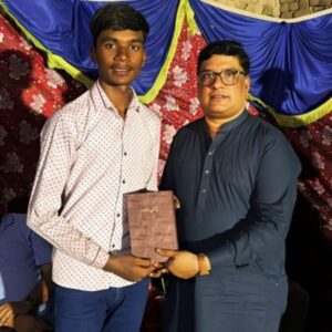 Bibles Distribution by Harvest Pakistan